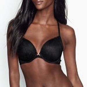 Sexy tee Victoria’s Secret push up bra - NWOT